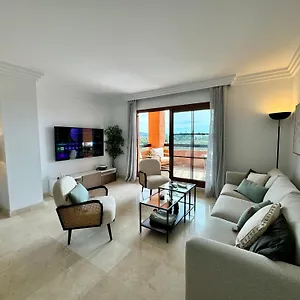 Piso De Lujo Totalmente Equipado A Estrenar 6 , Estepona España